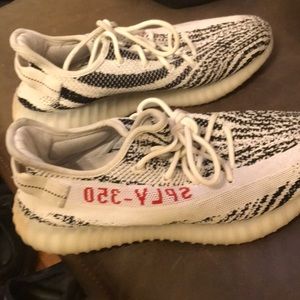 Zebra yeezy